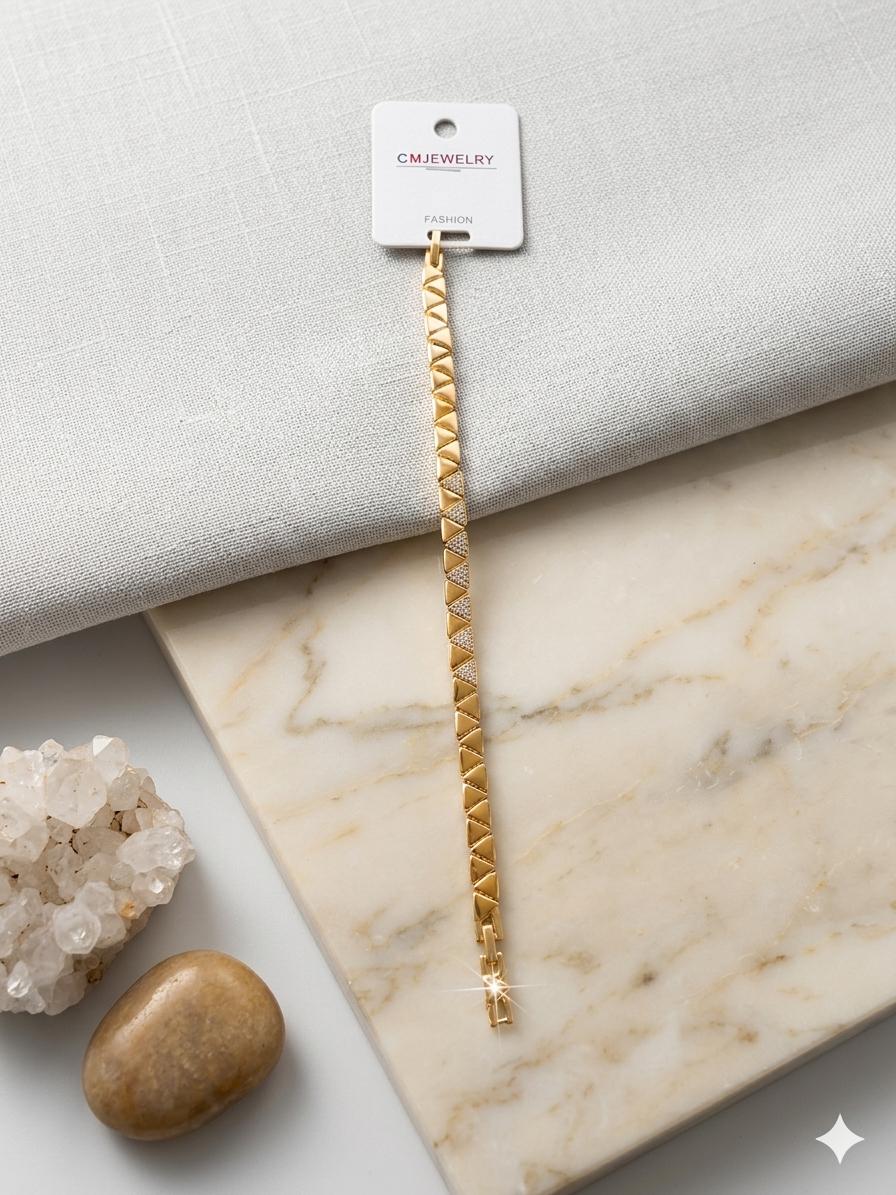 Piramit Desenli CM Jewelry Bileklik